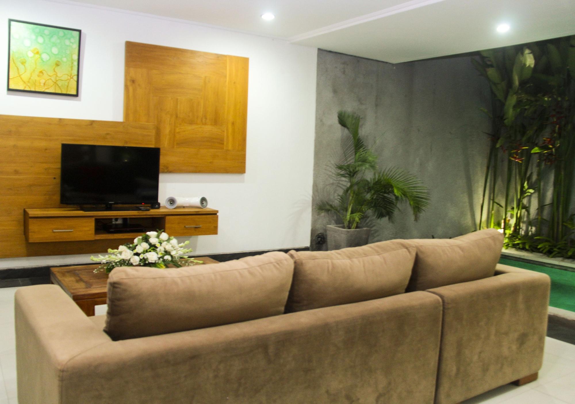 Delu Villas & Suite Kerobokan  Exterior photo