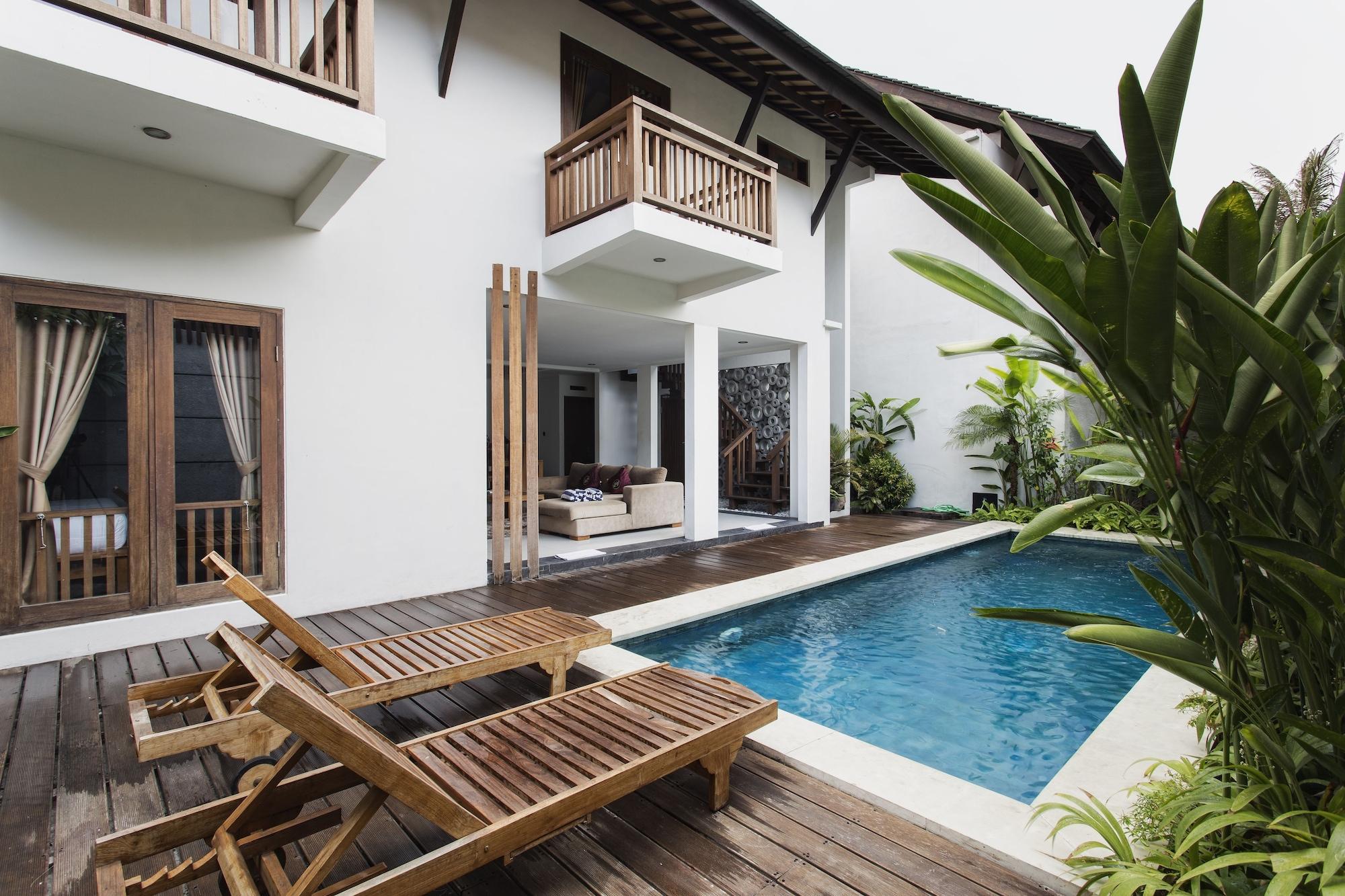 Delu Villas & Suite Kerobokan  Exterior photo